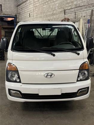 HYUNDAI HR 2.5 LONGO COM CAÇAMBA 4X2 16V 130CV TURBO INTERCOOLER DIESEL 2P MANUAL